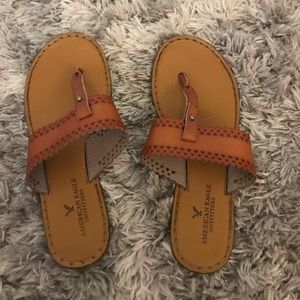 American eagle sandals size 7